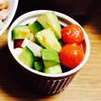 簡単!アボカドとトマトのさっぱりサラダ