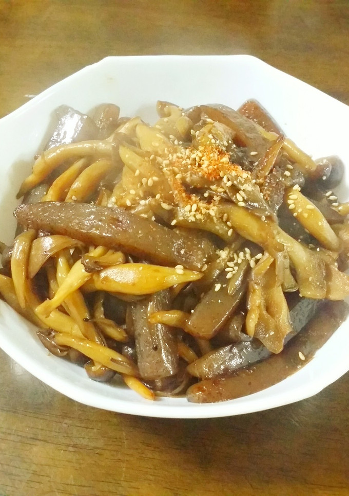 はまる食感☆蒟蒻と茸のきんぴら-レシピのメイン写真