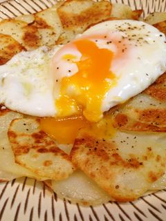じゃがいもの重ね焼き〜目玉焼きのせ-レシピのメイン写真
