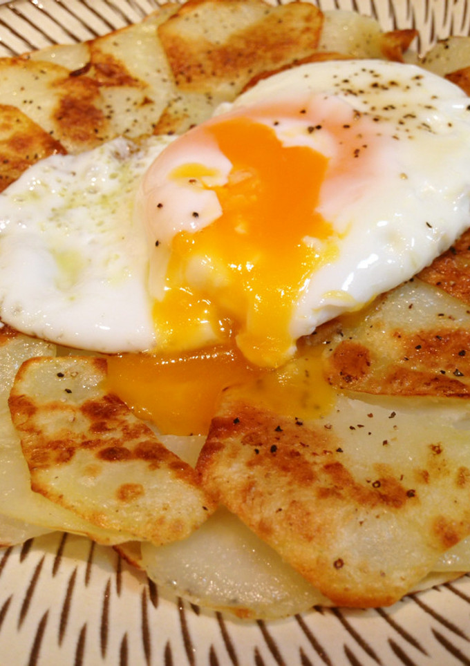 じゃがいもの重ね焼き〜目玉焼きのせ-レシピのメイン写真