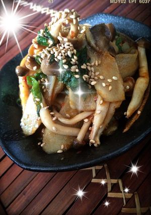 ゴボウとしめじの絡めキムチ-レシピのメイン写真