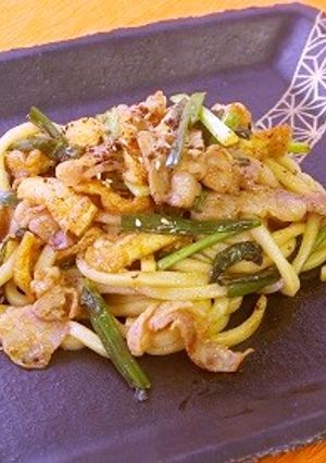 調味料1つだけ★簡単焼うどんの作り方-レシピのメイン写真