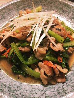 小松菜と豚肉のごま味噌炒め♪-レシピのメイン写真