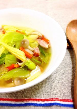 食べるスープ♪春キャベツのコンソメスープ-レシピのメイン写真