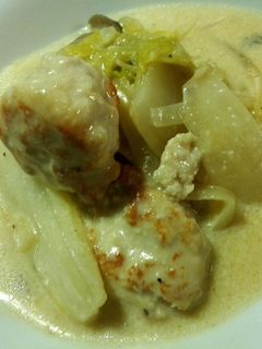ふわふわ鶏団子と白菜のクリーム煮-レシピのメイン写真