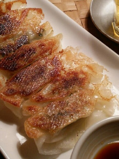 ホットプレートで失敗なし!パパの焼き餃子-レシピのメイン写真