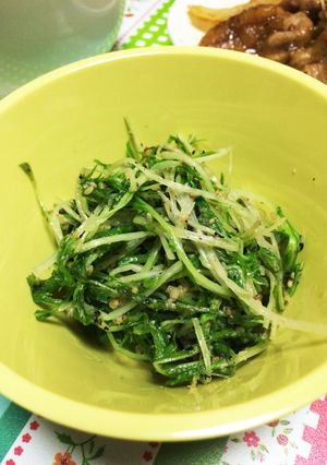 ■あと一品■水菜の白黒胡麻和え-レシピのメイン写真