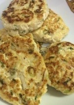 お肉と豆腐は1:2！ヘルシーハンバーグ-レシピのメイン写真