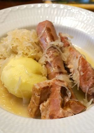 3種のお肉で美味・シュークルート-レシピのメイン写真