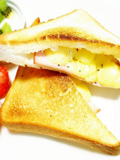 朝食☀ハムマヨ♡チーズトースト♡-レシピのメイン写真