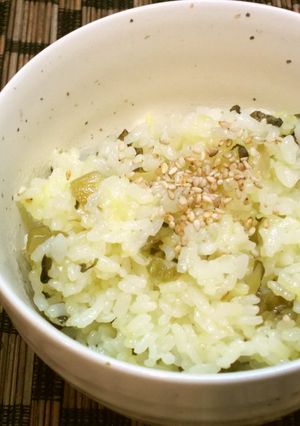 簡単！❀高菜と塩昆布の炊き込みご飯-レシピのメイン写真