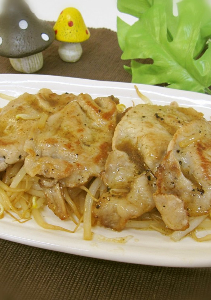 簡単！豚肉ともやしのドレッシング炒め-レシピのメイン写真