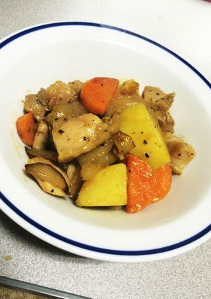 チキンとじゃがいも*-レシピのメイン写真
