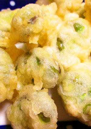 皮まで美味しい♪そら豆の天ぷら。-レシピのメイン写真
