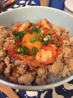 鳥そぼろで作る、親子キムチ丼-レシピのメイン写真