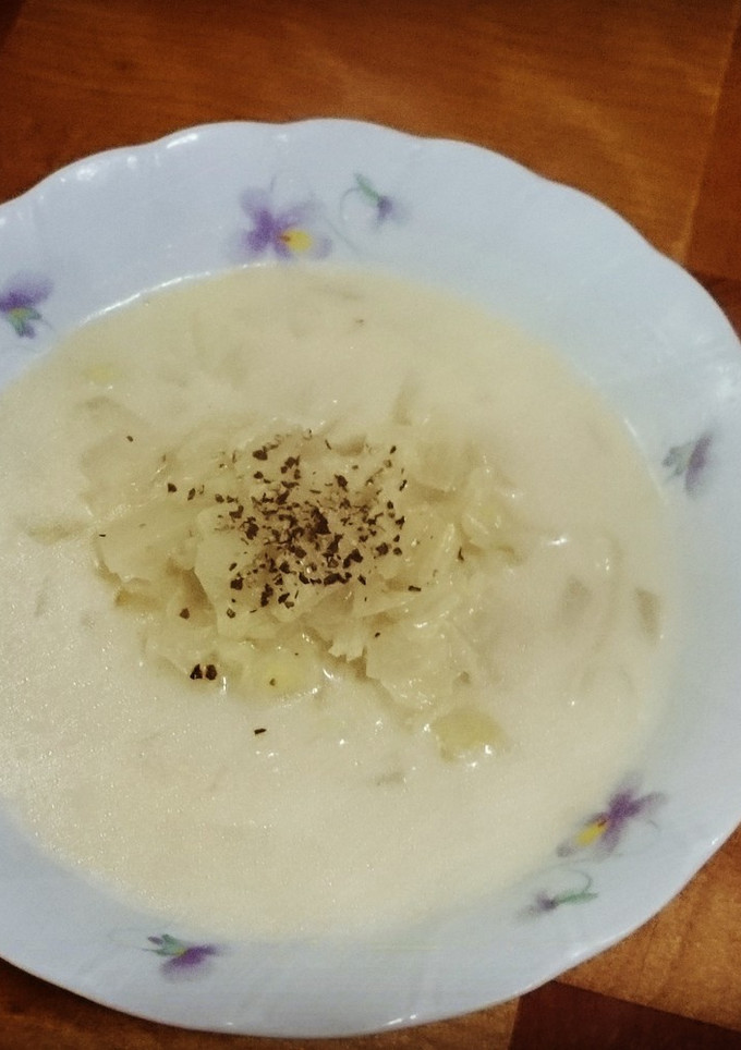 とろとろ白菜のおなかに優しいミルクスープ-レシピのメイン写真