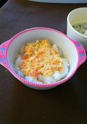 離乳食☆しらすとトマトの卵とじ丼-レシピのメイン写真