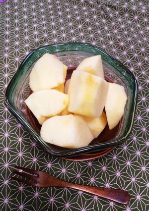 食べやすいりんごの切り方☆ころころりんご-レシピのメイン写真