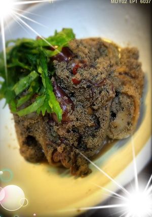黒胡麻でホタルイカと貝ひもの真鱈子煮-レシピのメイン写真