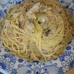 รูปของ むき身で簡単！あさりのスープパスタ