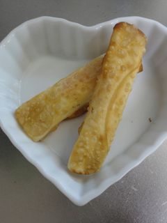 餃子の皮で作るハムとチーズの包み焼き-レシピのメイン写真