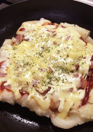 小腹すいた？簡単！餅もちピザ-レシピのメイン写真