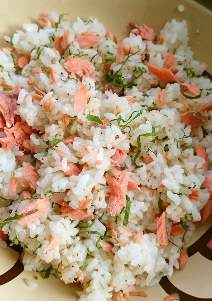 簡単☆鮭の混ぜご飯-レシピのメイン写真