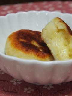 すいとんの粉 de チーズいももち-レシピのメイン写真