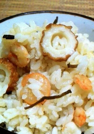 もちもち～山芋と小えびの炊き込みごはん-レシピのメイン写真