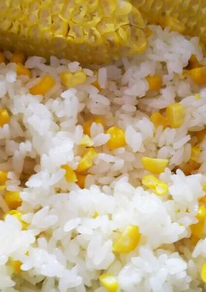 コーンご飯＊トウモロコシの炊き込みご飯-レシピのメイン写真