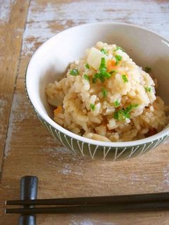 菊芋と人参とレンコンの炊き込みごはん-レシピのメイン写真