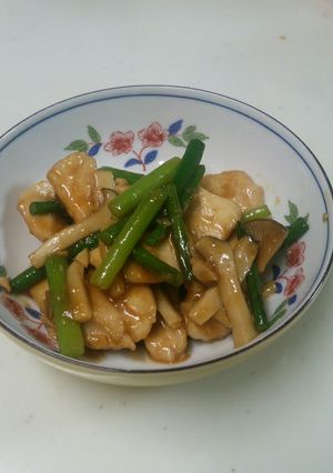 ニンニクの芽と鶏胸肉のやわらか炒め-レシピのメイン写真