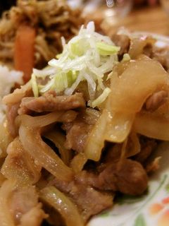 ピリッと辛い定番生姜焼き-レシピのメイン写真