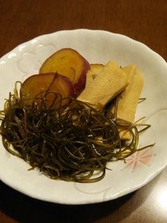 高野豆腐・さつま芋・きざみ昆布の煮物♪-レシピのメイン写真