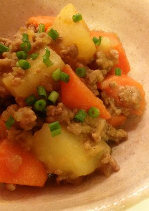 簡単美味☆副菜あと一品カレー味肉じゃが-レシピのメイン写真