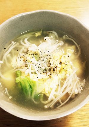 生姜でポカポカ☆白菜とエノキのスープ-レシピのメイン写真