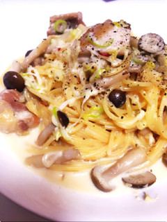 鶏肉としめじの味噌クリームパスタ-レシピのメイン写真