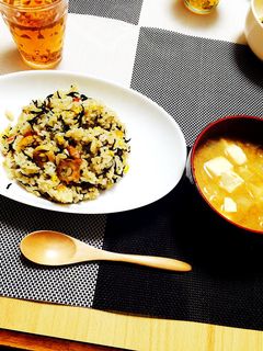 ひじきの煮物で栄養満点!卵炒飯♡-レシピのメイン写真