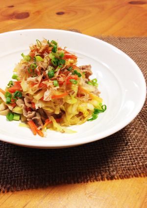 ヘルシー♡白滝とキャベツ焼きうどん風炒め-レシピのメイン写真