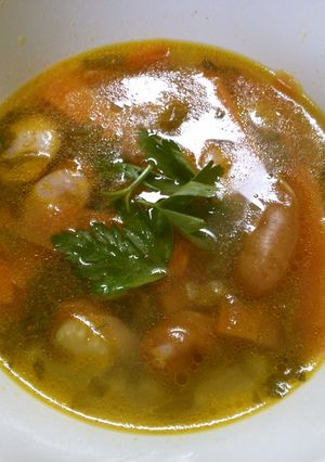ランチ セロリ 人参 ウインナーのスープ-レシピのメイン写真