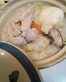 簡単あったまる*酒粕みそ豆乳牛乳鍋