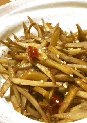 大人の総菜＊おつまみ牛蒡と生姜のキンピラ-レシピのメイン写真