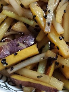 ☆大根の皮とさつま芋のきんぴら☆-レシピのメイン写真