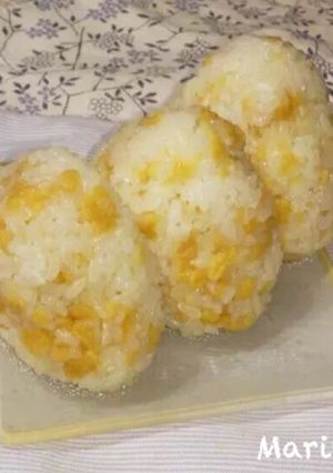 ご飯にベストマッチ！天かすおにぎり-レシピのメイン写真