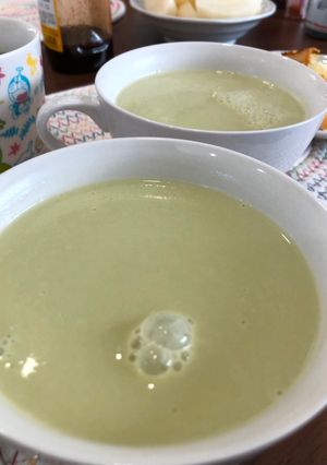 ブロッコリーの豆乳ポタージュ-レシピのメイン写真