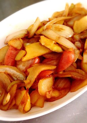 ご飯に合う!じゃがいもと玉ねぎの炒めもの-レシピのメイン写真
