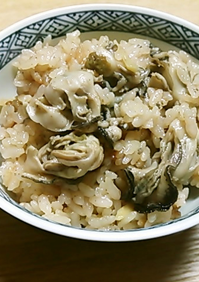 炊飯器で簡単☆牡蠣ごはん-レシピのメイン写真