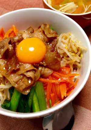 ナムルと豚バラのビビンバ丼-レシピのメイン写真