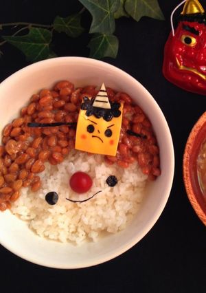 節分＊鬼のお面を付けた納豆ご飯ちゃん-レシピのメイン写真