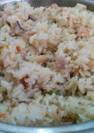 洋食屋さんのエビとチキンのピラフ-レシピのメイン写真